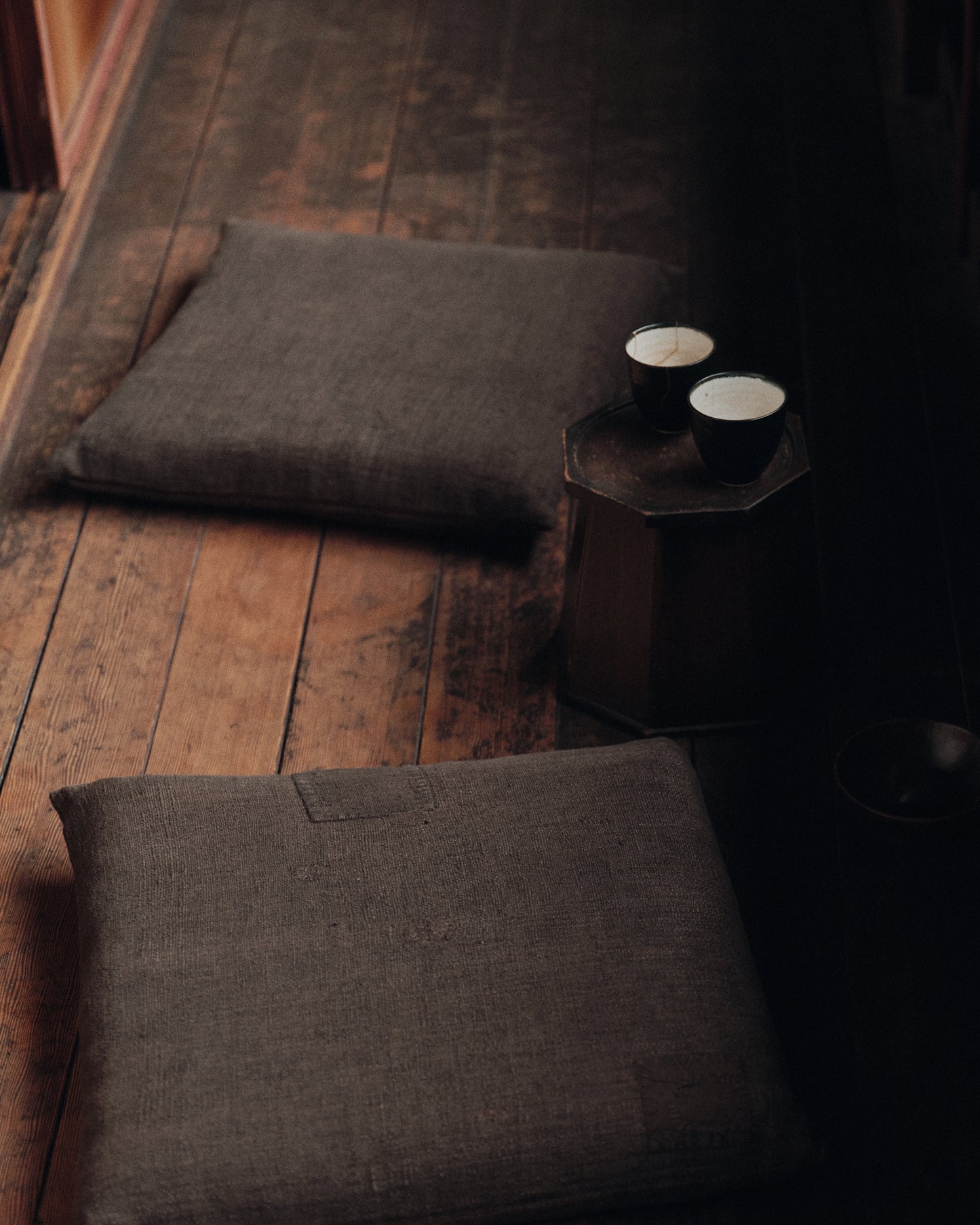 Isabelle Yamamoto | Vintage Hemp Zabuton | Cacao Brown 01