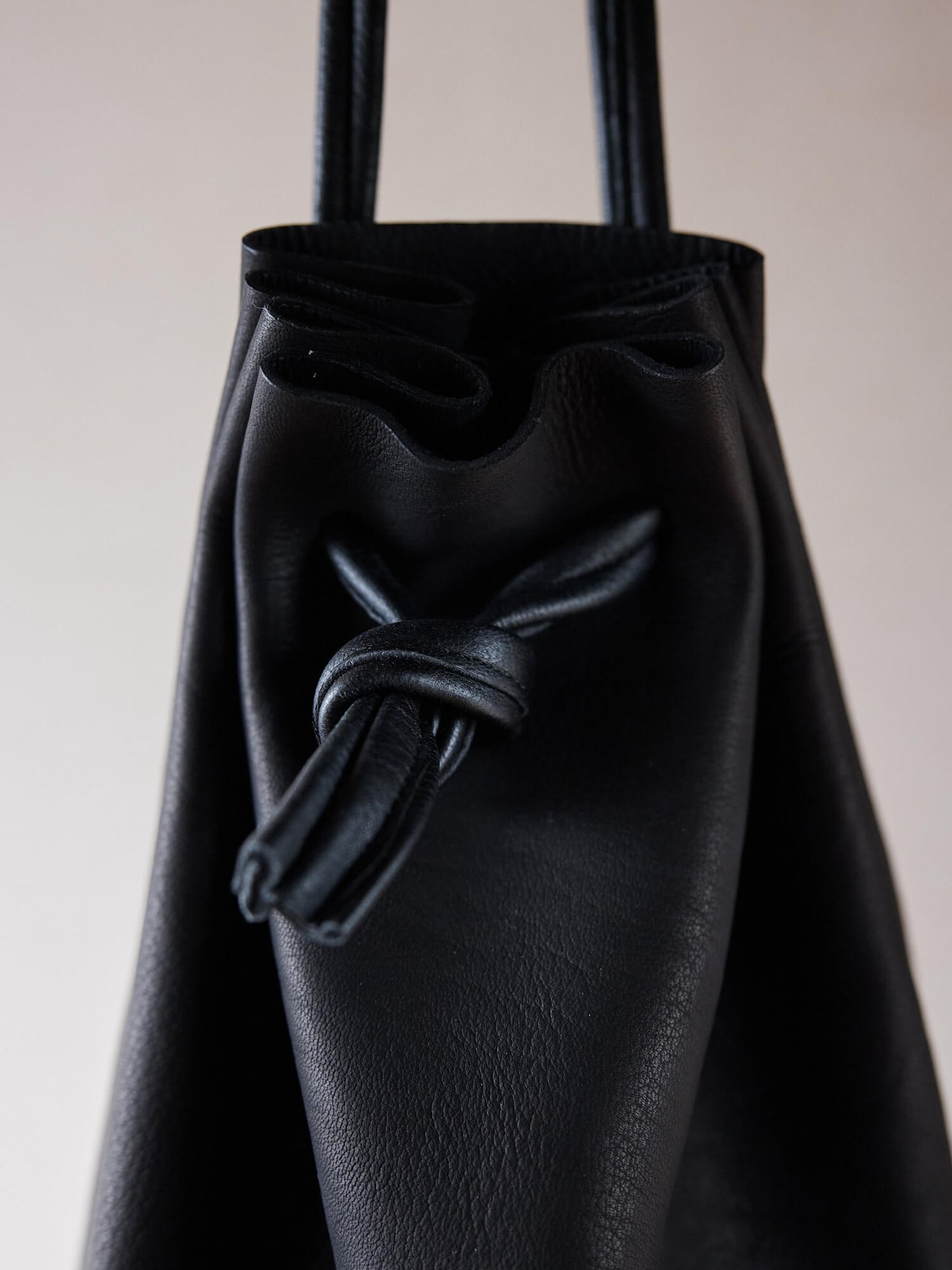 COKIA | Elk leather Kinchaku Bag (Black)