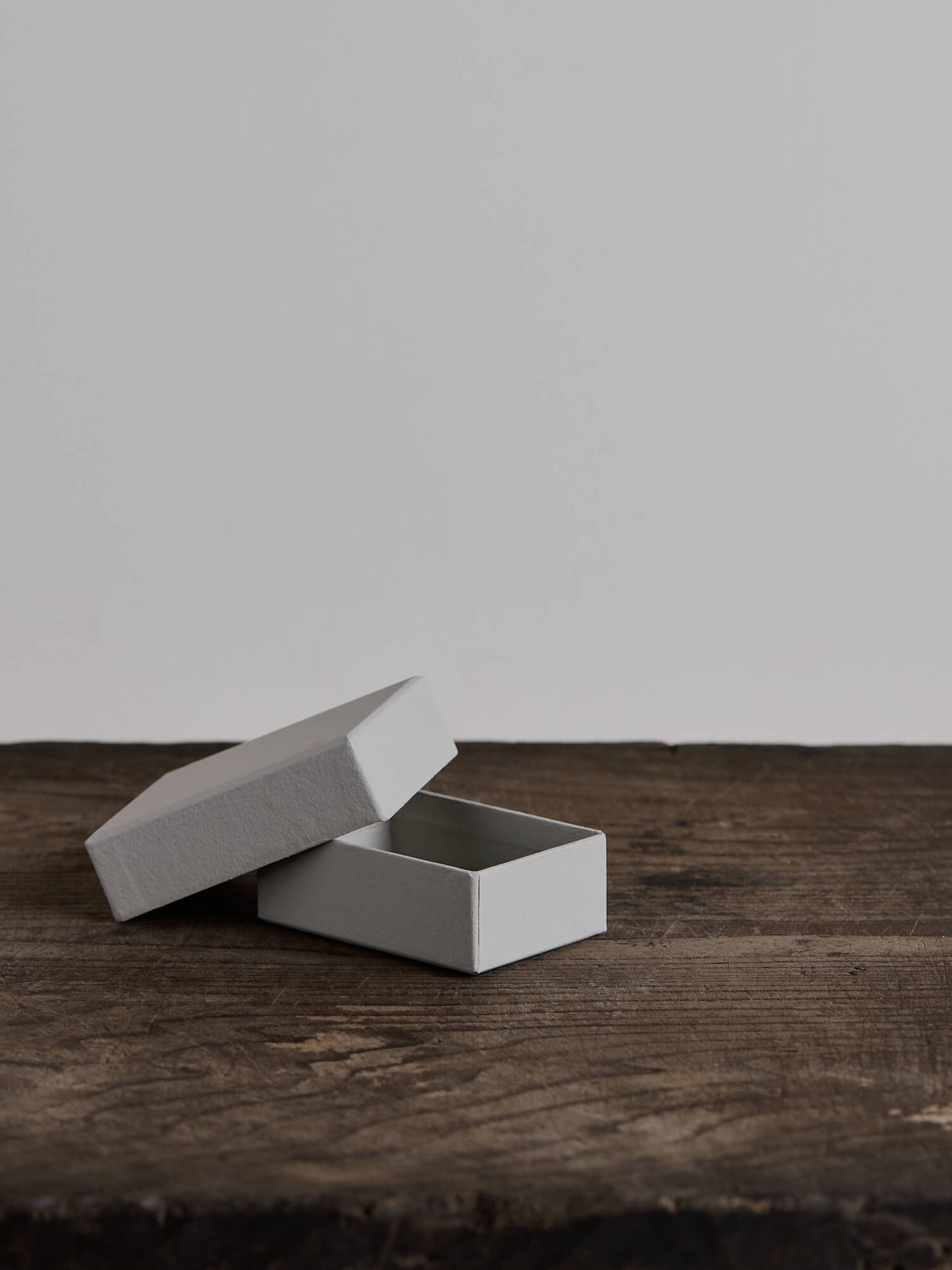 Wataru Hatano | Washi Box for cards (White)